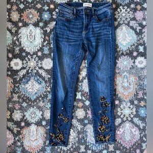Driftwood Jackie Mid Rise Embroidered Hem Skinny Jeans - size 26